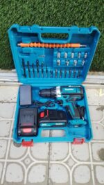26v Makita cordless drill set